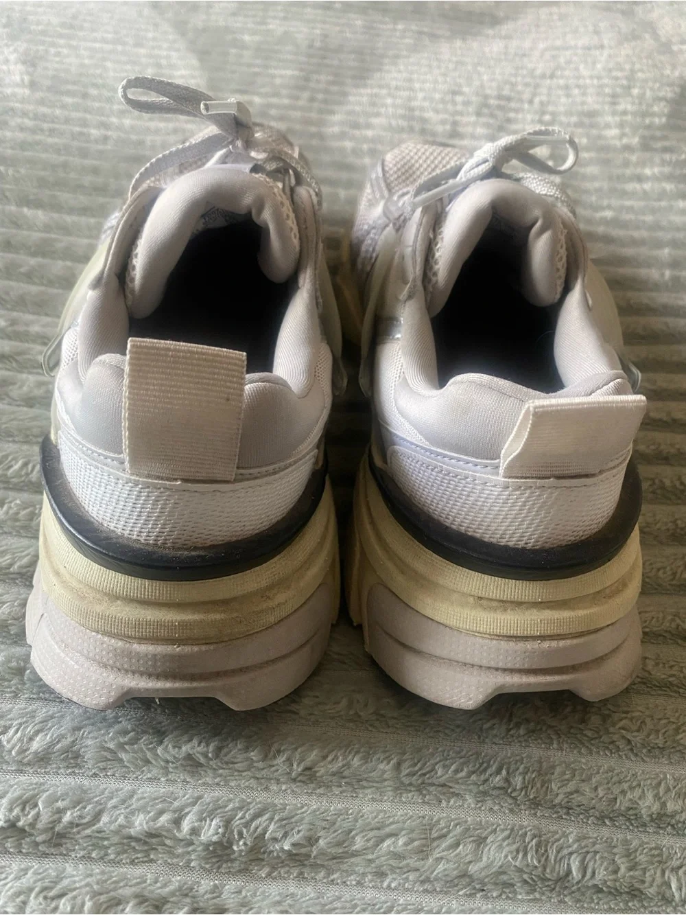 Nike Women’s Off-White and Light Gray Mesh Athletic Sneakers